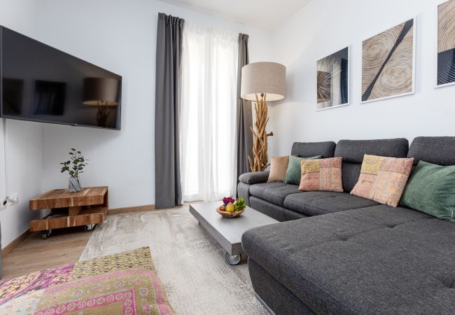 Apartamento en Alicante - Penthouse by United Renters Apartamento en Alicante - Penthouse by United Renters
