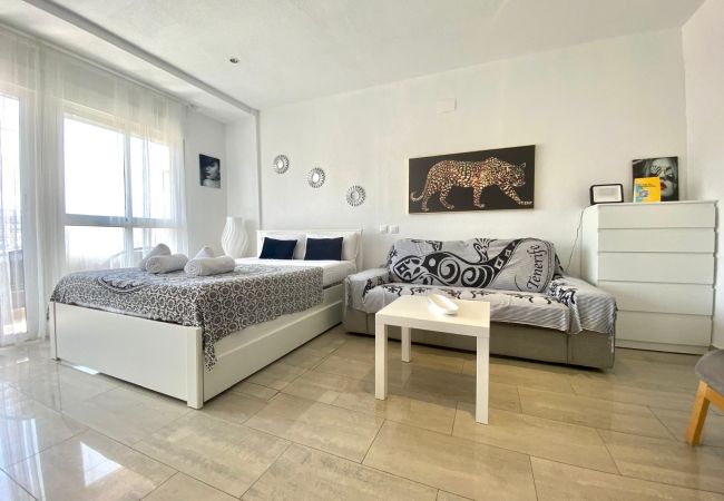 Estudio en Alicante - Riscal 6 by United Renters Estudio en Alicante - Riscal 6 by United Renters