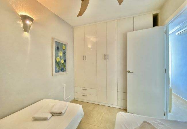 Apartamento en San Juan de Alicante - Niza 22 by United Renters Apartamento en San Juan de Alicante - Niza 22 by United Renters
