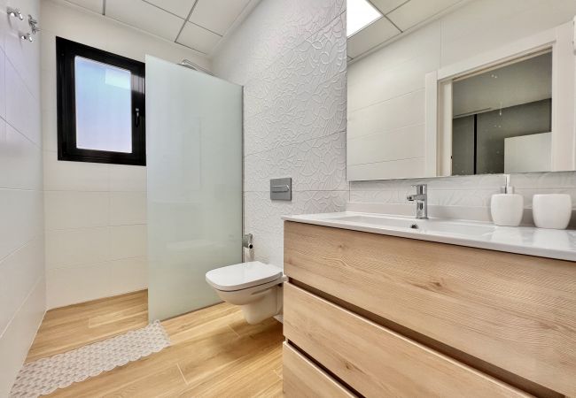 Chalet en El Campello - La Maison de Tout Seasonal Rental Chalet en El Campello - La Maison de Tout Seasonal Rental