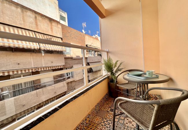 Apartamento en Alicante - Gerona 23 by United Renters Apartamento en Alicante - Gerona 23 by United Renters