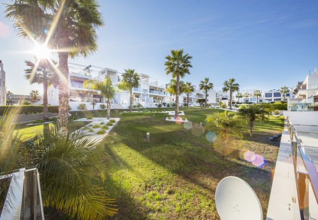Apartamento en Torrevieja - Ceñuela - Lush Haven by United Renters Apartamento en Torrevieja - Ceñuela - Lush Haven by United Renters