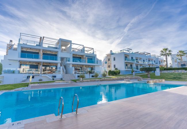 Apartamento en Torrevieja - Ceñuela - Lush Haven by United Renters Apartamento en Torrevieja - Ceñuela - Lush Haven by United Renters