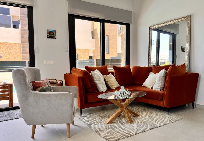 Chalet en Orihuela - Cape Villa in Cabo de Roig by United Renters Chalet en Orihuela - Cape Villa in Cabo de Roig by United Renters