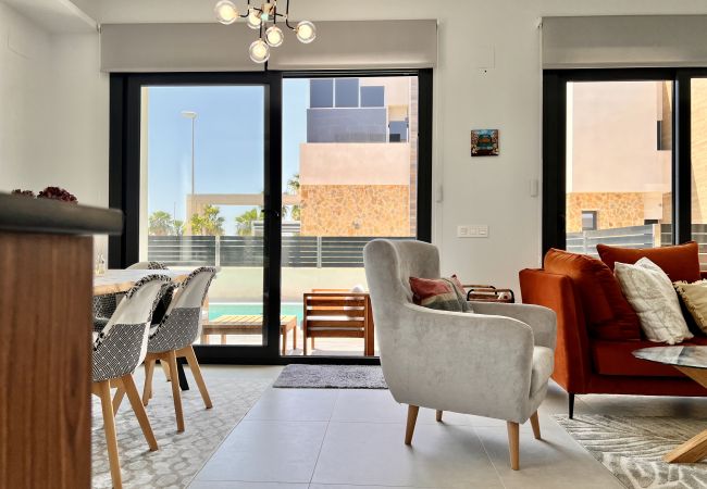 Chalet en Orihuela - Cape Villa in Cabo de Roig by United Renters Chalet en Orihuela - Cape Villa in Cabo de Roig by United Renters