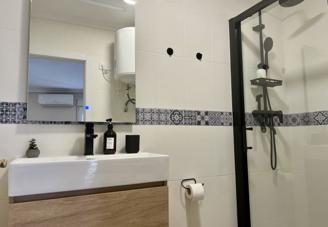 Estudio en Alicante - Chapuli by United Renters Estudio en Alicante - Chapuli by United Renters