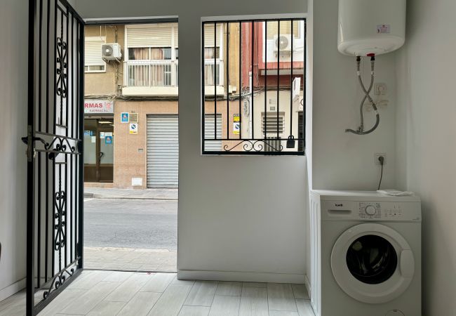 Apartamento en Alicante - Alcalá Galiano 81 by United Renters Apartamento en Alicante - Alcalá Galiano 81 by United Renters