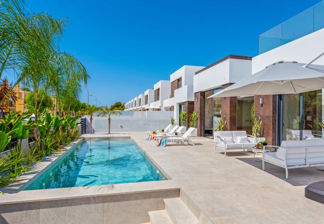 Chalet en El Campello - Luxury Villa by United Renters Chalet en El Campello - Luxury Villa by United Renters