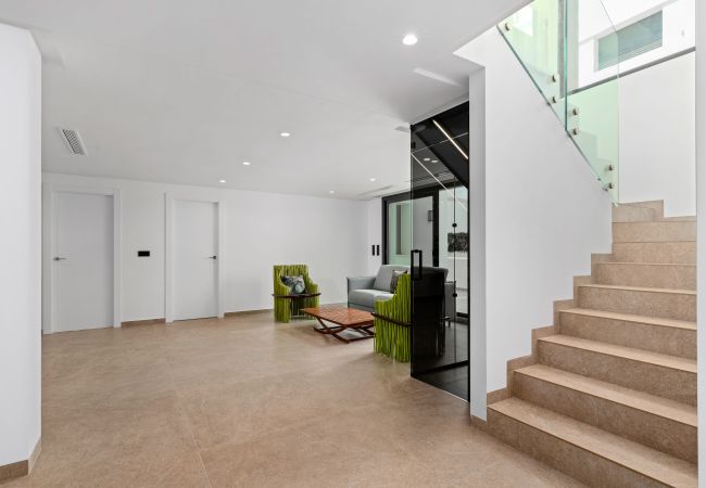 Chalet en El Campello - Luxury Villa by United Renters Chalet en El Campello - Luxury Villa by United Renters