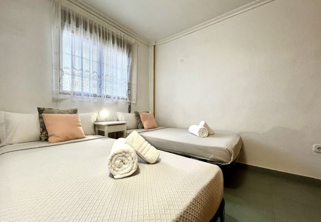 Apartamento en San Juan de Alicante - Niza 8 by United Renters Apartamento en San Juan de Alicante - Niza 8 by United Renters