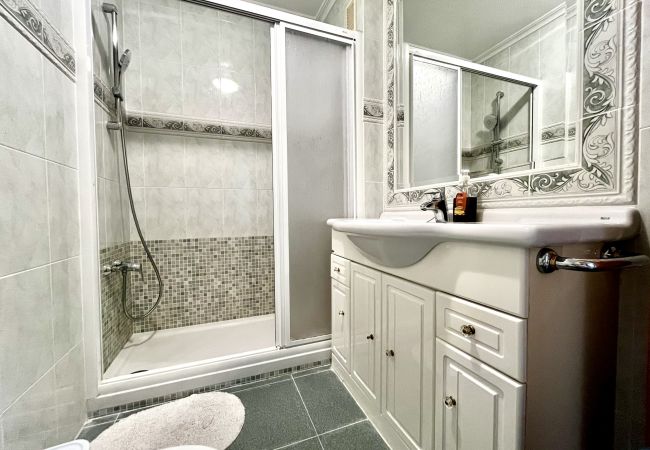 Apartamento en San Juan de Alicante - Niza 8 by United Renters Apartamento en San Juan de Alicante - Niza 8 by United Renters