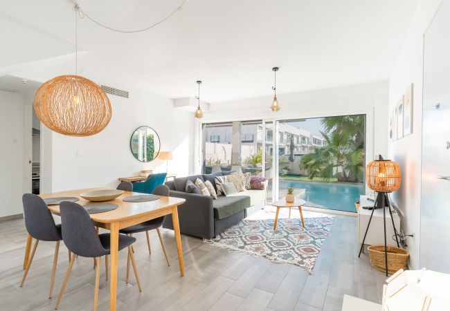 Chalet en Gran Alacant - Azure Escape Villa, Gran Alacant by United Renters Chalet en Gran Alacant - Azure Escape Villa, Gran Alacant by United Renters
