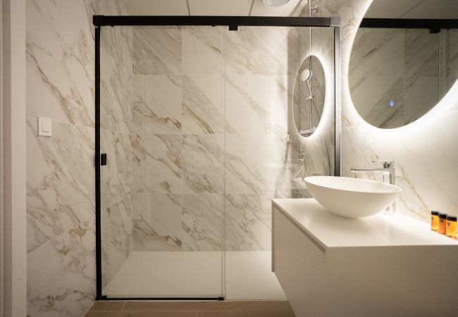 Apartahotel en Villajoyosa - PureSea Penthouse  by United Renters 3.2 Apartahotel en Villajoyosa - PureSea Penthouse  by United Renters 3.2