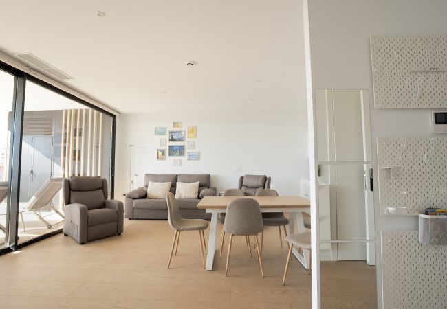 Apartahotel en Villajoyosa - PureSea Two bedroom apartment with the spacious te Apartahotel en Villajoyosa - PureSea Two bedroom apartment with the spacious te