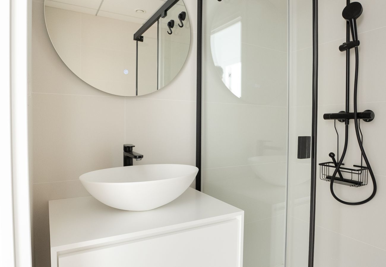 Apartahotel en Villajoyosa - PureSea by United Renters 1.6