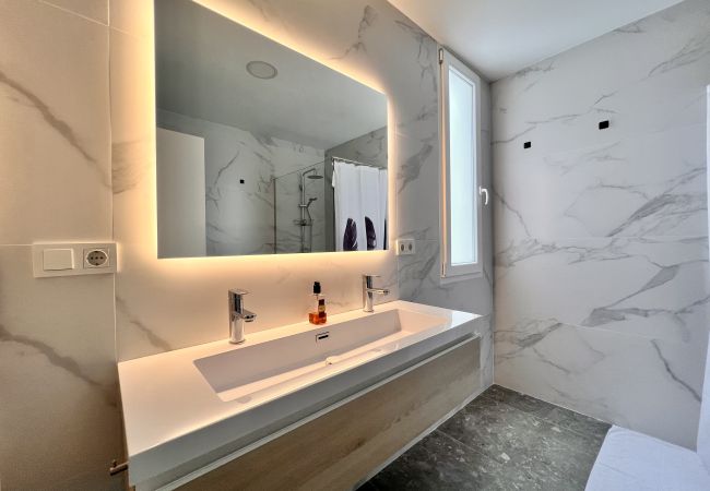 Apartamento en Alicante - Premium Penthouse 2.0 Seasonal Rental Apartamento en Alicante - Premium Penthouse 2.0 Seasonal Rental