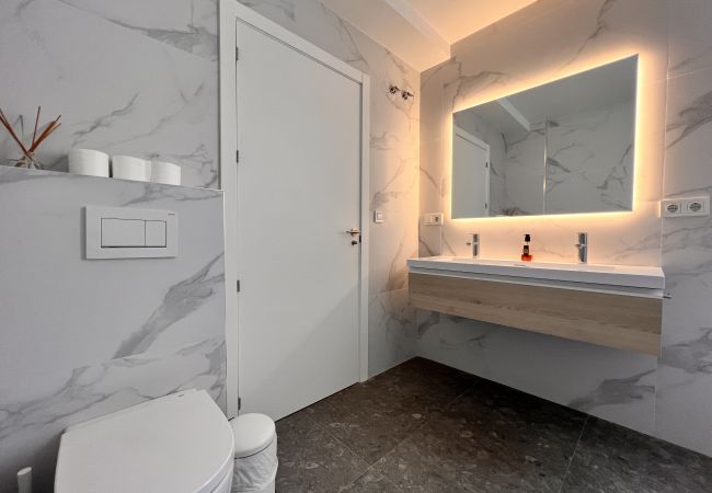 Apartamento en Alicante - Premium Penthouse 2.0 Seasonal Rental Apartamento en Alicante - Premium Penthouse 2.0 Seasonal Rental
