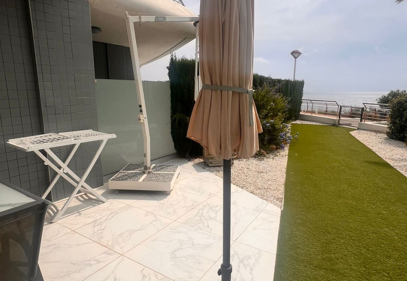 Apartamento en Arenales del Sol - Infinity Luxury Sea View Apartment with private ga