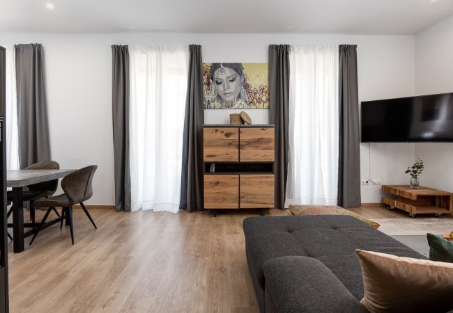 Apartment in Alicante - Penthouse by United Renters Apartment in Alicante - Penthouse by United Renters