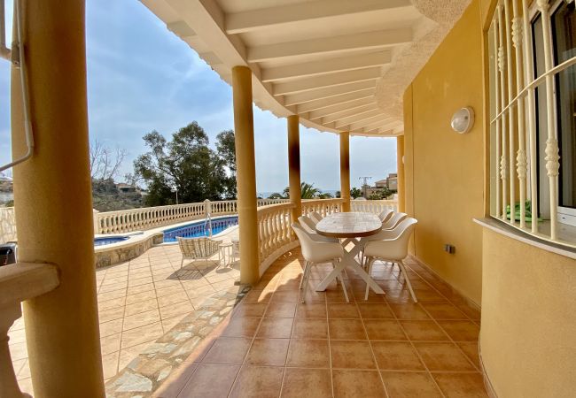 Villa in El Campello - Casa Roca de Leones by United Renters Villa in El Campello - Casa Roca de Leones by United Renters