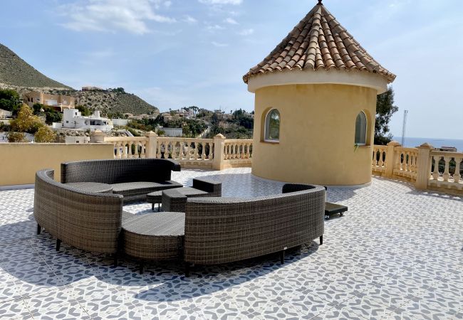 Villa in El Campello - Casa Roca de Leones by United Renters Villa in El Campello - Casa Roca de Leones by United Renters