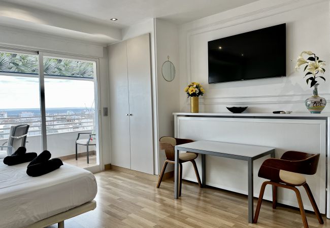 Studio in Alicante - Riscal 9 by United Renters Studio in Alicante - Riscal 9 by United Renters