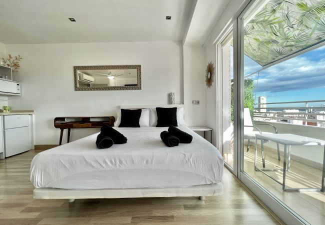 Studio in Alicante - Riscal 9 by United Renters Studio in Alicante - Riscal 9 by United Renters