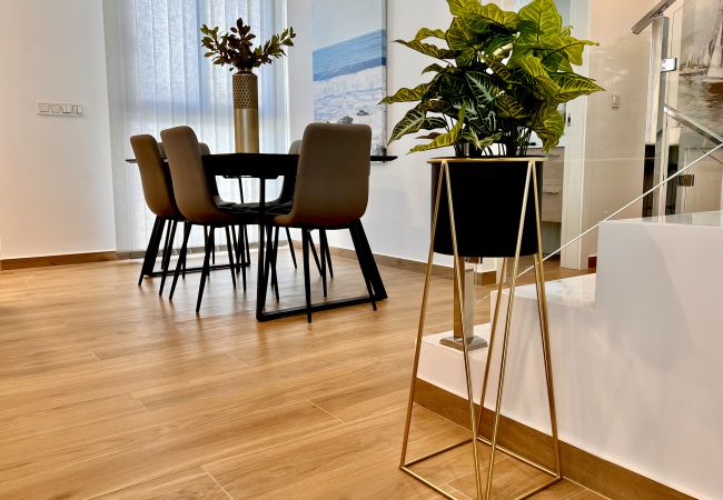 Chalet in El Campello - La Maison de Tout Seasonal Rental Chalet in El Campello - La Maison de Tout Seasonal Rental