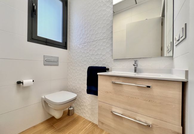 Chalet in El Campello - La Maison de Tout Seasonal Rental Chalet in El Campello - La Maison de Tout Seasonal Rental