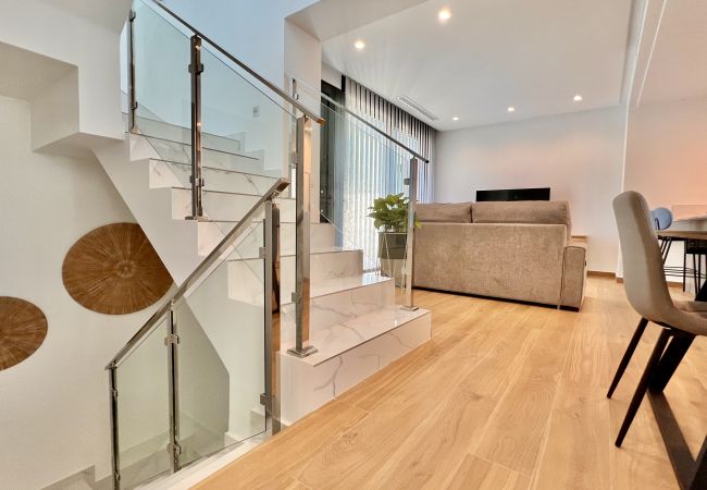 Chalet in El Campello - La Maison de Tout Seasonal Rental Chalet in El Campello - La Maison de Tout Seasonal Rental