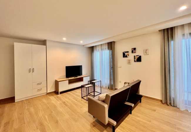 Chalet in El Campello - La Maison de Tout Seasonal Rental Chalet in El Campello - La Maison de Tout Seasonal Rental