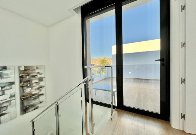 Chalet in El Campello - La Maison de Tout Seasonal Rental Chalet in El Campello - La Maison de Tout Seasonal Rental