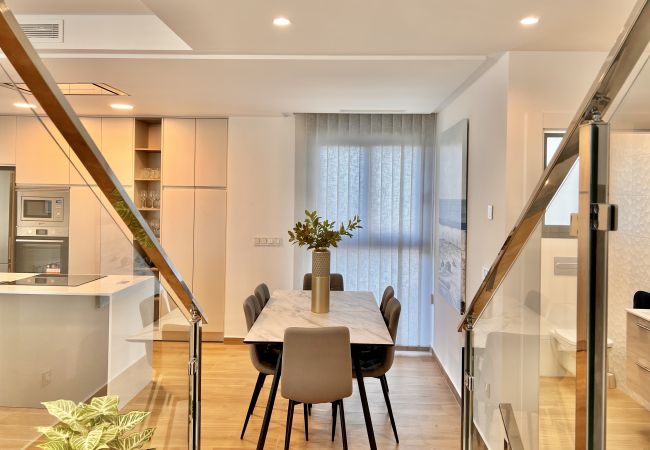 Chalet in El Campello - La Maison de Tout Seasonal Rental Chalet in El Campello - La Maison de Tout Seasonal Rental