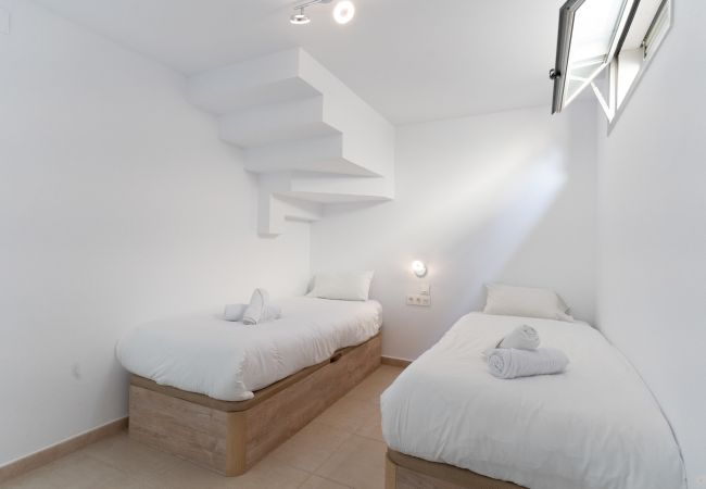 Terraced House in Torrevieja - Gandhi White Villa by United Renters Terraced House in Torrevieja - Gandhi White Villa by United Renters