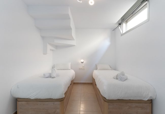 Terraced House in Torrevieja - Gandhi White Villa by United Renters Terraced House in Torrevieja - Gandhi White Villa by United Renters