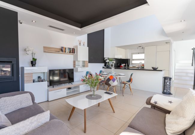 Terraced House in Torrevieja - Gandhi White Villa by United Renters Terraced House in Torrevieja - Gandhi White Villa by United Renters