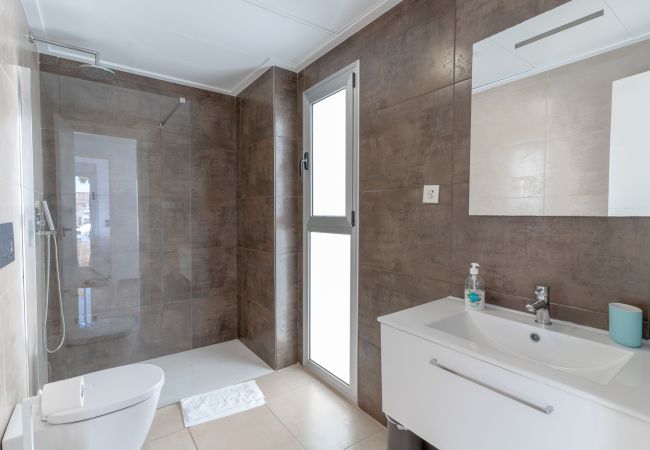 Terraced House in Torrevieja - Gandhi White Villa by United Renters Terraced House in Torrevieja - Gandhi White Villa by United Renters