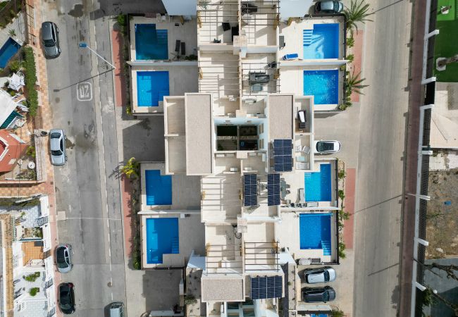 Terraced House in Torrevieja - Gandhi White Villa by United Renters Terraced House in Torrevieja - Gandhi White Villa by United Renters