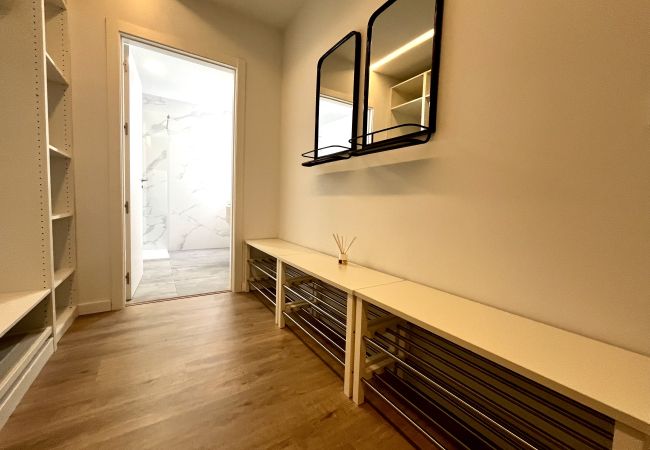 Apartment in Alicante / Alacant - Premium Penthouse 3.0 Seasonal Rental Apartment in Alicante / Alacant - Premium Penthouse 3.0 Seasonal Rental