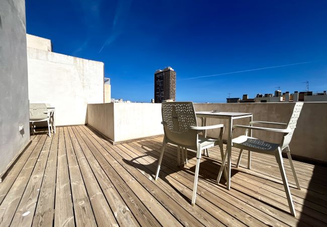 Apartment in Alicante / Alacant - Premium Penthouse 3.0 Seasonal Rental Apartment in Alicante / Alacant - Premium Penthouse 3.0 Seasonal Rental