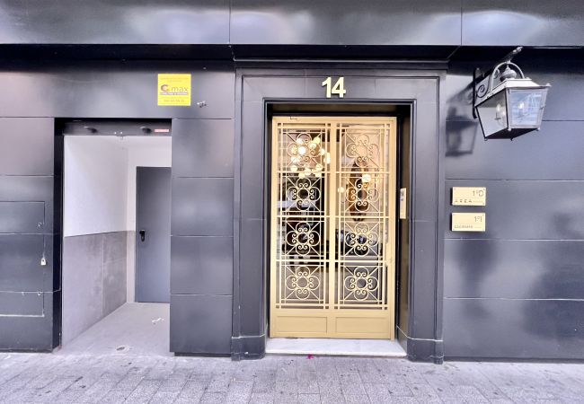 Apartment in Alicante / Alacant - Premium Penthouse 3.0 Seasonal Rental Apartment in Alicante / Alacant - Premium Penthouse 3.0 Seasonal Rental