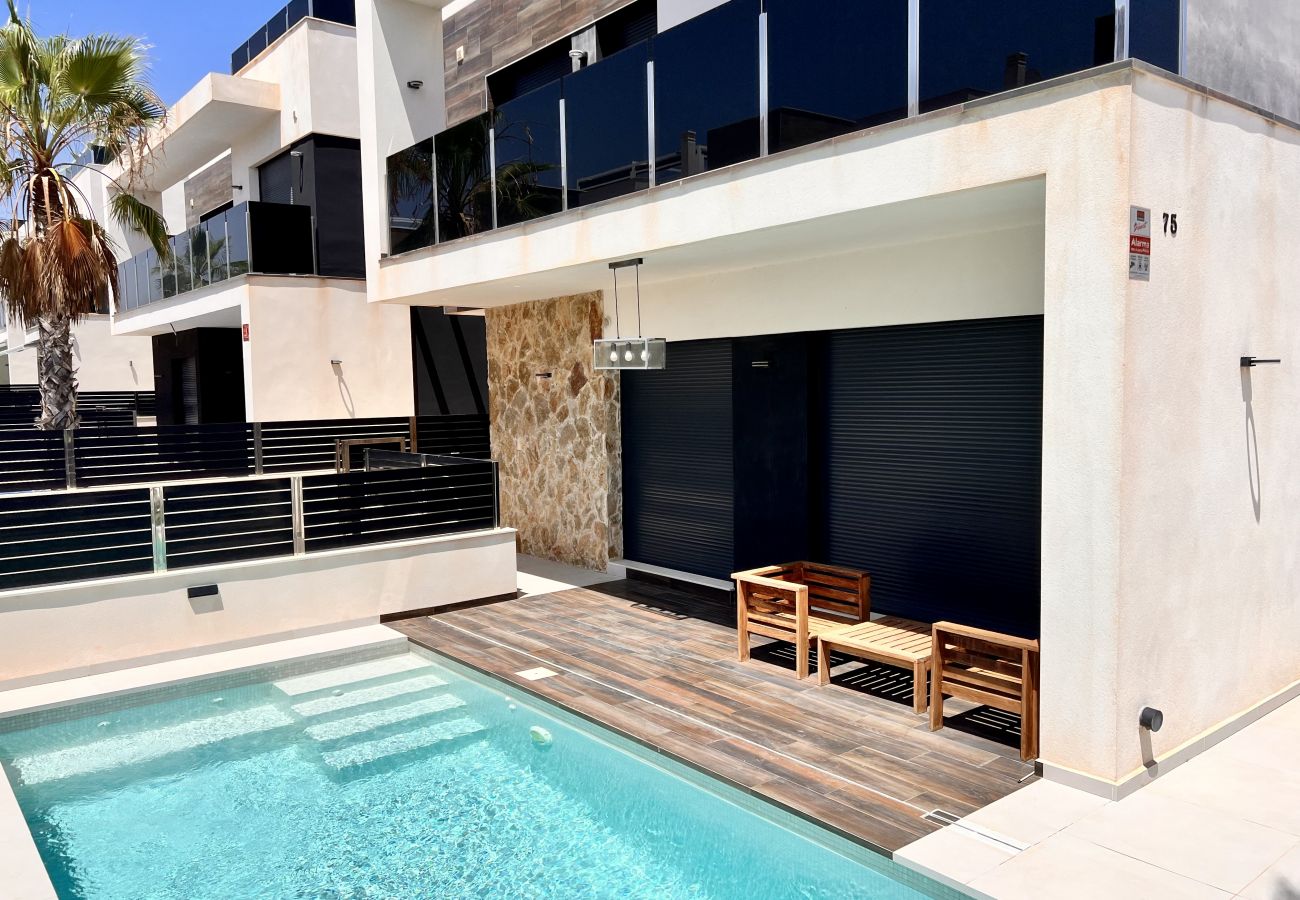 Chalet in Orihuela - Cape Villa in Cabo de Roig by United Renters
