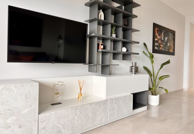 Apartment in Benidorm - Sunset Waves 2.0 Apartment in Benidorm - Sunset Waves 2.0