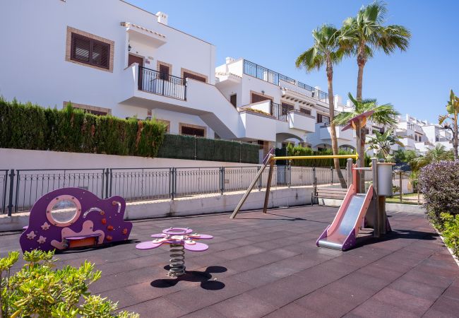 Bungalow in Torrevieja - Pura Vida Beach Apartment by United Renters Bungalow in Torrevieja - Pura Vida Beach Apartment by United Renters