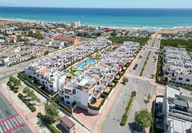 Bungalow in Torrevieja - Pura Vida Beach Apartment by United Renters Bungalow in Torrevieja - Pura Vida Beach Apartment by United Renters