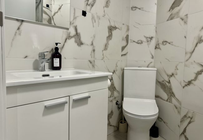 Apartment in Alicante / Alacant - Alcalá Galiano 81 by United Renters Apartment in Alicante / Alacant - Alcalá Galiano 81 by United Renters