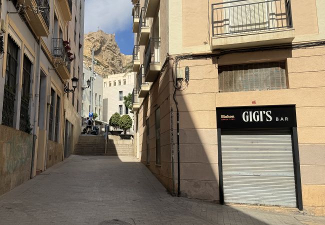 Apartment in Alicante - Modern Charm in Barrio Alicante Apartment in Alicante - Modern Charm in Barrio Alicante