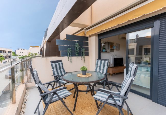 Apartment in Pilar de la Horadada - Mil Palmeras Beachfront Bliss by United Renters Apartment in Pilar de la Horadada - Mil Palmeras Beachfront Bliss by United Renters