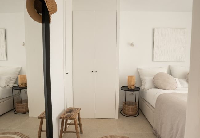 Aparthotel in Villajoyosa - PureSea by United Renters 0.2 Aparthotel in Villajoyosa - PureSea by United Renters 0.2