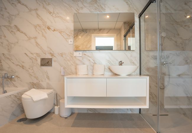 Aparthotel in Villajoyosa - PureSea by United Renters 0.4 Aparthotel in Villajoyosa - PureSea by United Renters 0.4